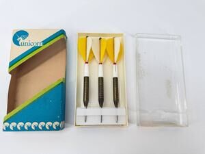 Vintage Unicorn Brass Darts Set 13g Standard Feather Made in England Case